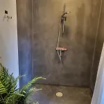 Mini-lejlighed Med Kokken - Deler Bad Og Toilet Med Nabolejlighed 4 * Asperup